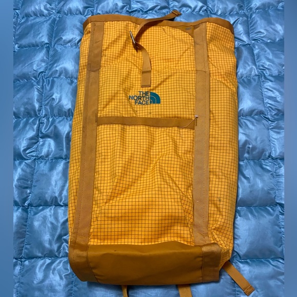 NWT The North Face Cooler Backpack Yellow. Retails $100. - Picture 3 of 10